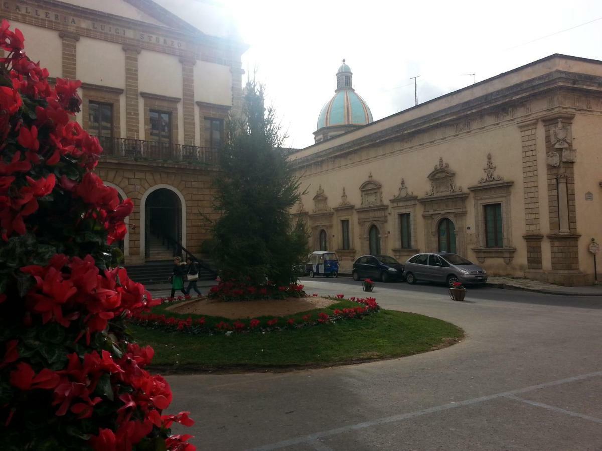 Liz House Apartman Caltagirone Kültér fotó